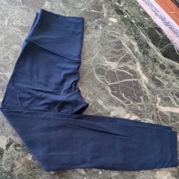 - SOLD - lululemon Align 28" Leggings - Picture 2 of 2